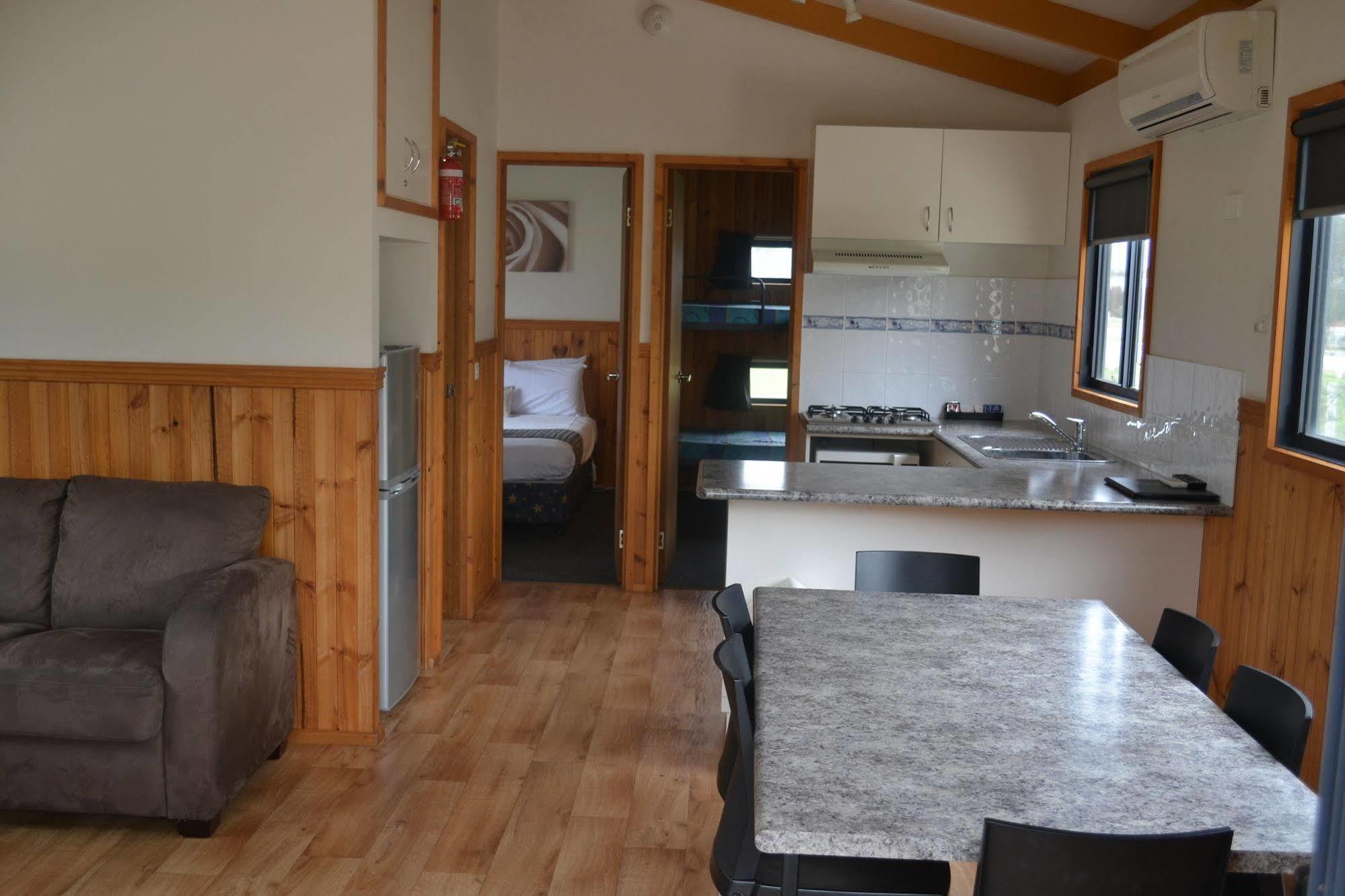 Sun Country Lifestyle Park Hotel Mulwala Luaran gambar