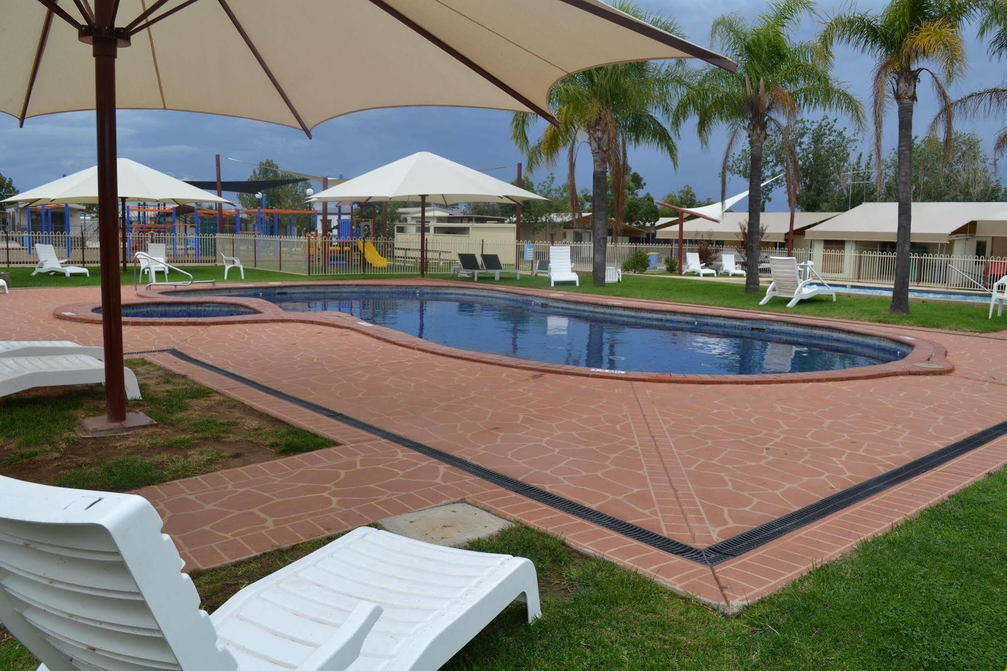 Sun Country Lifestyle Park Hotel Mulwala Luaran gambar